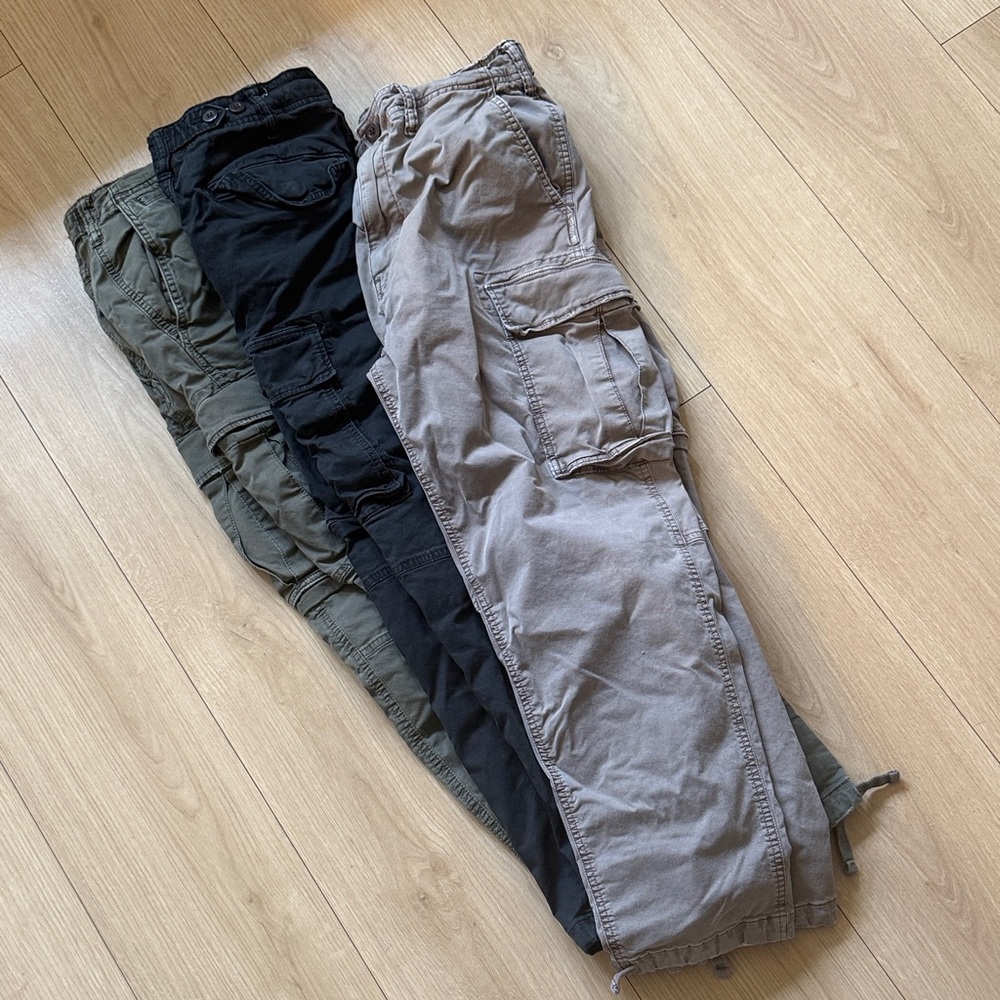 American Eagle Men's Cargo Pants - Black, Gray, Green